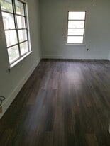 Master Bedroom - 1009 West St