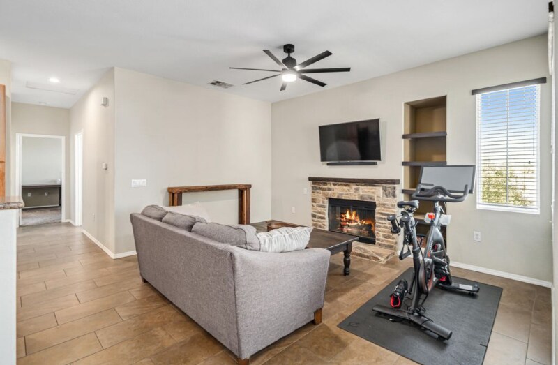 Building Photo - 17945 Lost Canyon Rd