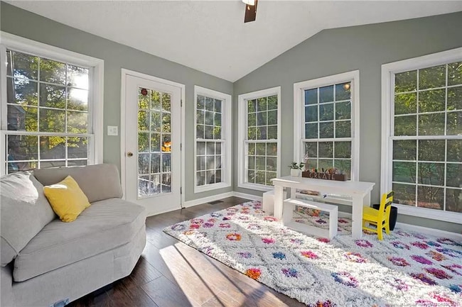 Building Photo - 3 Bed house in Sanford