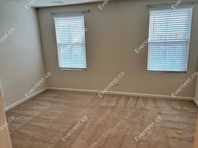 Building Photo - 1320 Havenbrook Dr