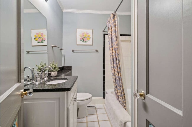 Building Photo - Charming Raleigh Retreat: 4-Bedroom Haven ...