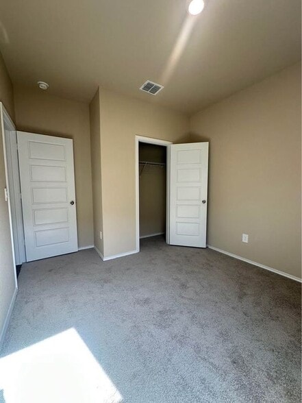 Building Photo - 2019 Marshall Mnrs