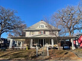 Building Photo - 2521 Kingman Blvd
