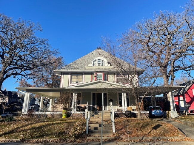 Building Photo - 2521 Kingman Blvd