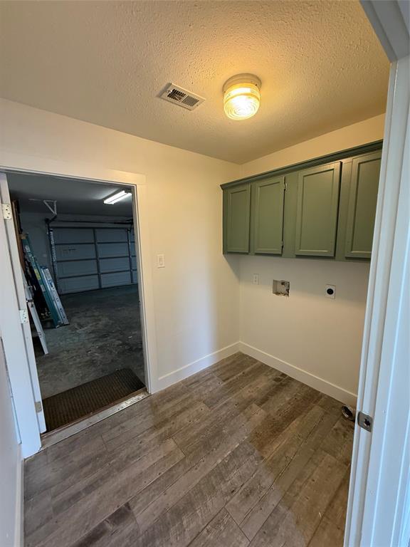Building Photo - 210 Bluff Dr