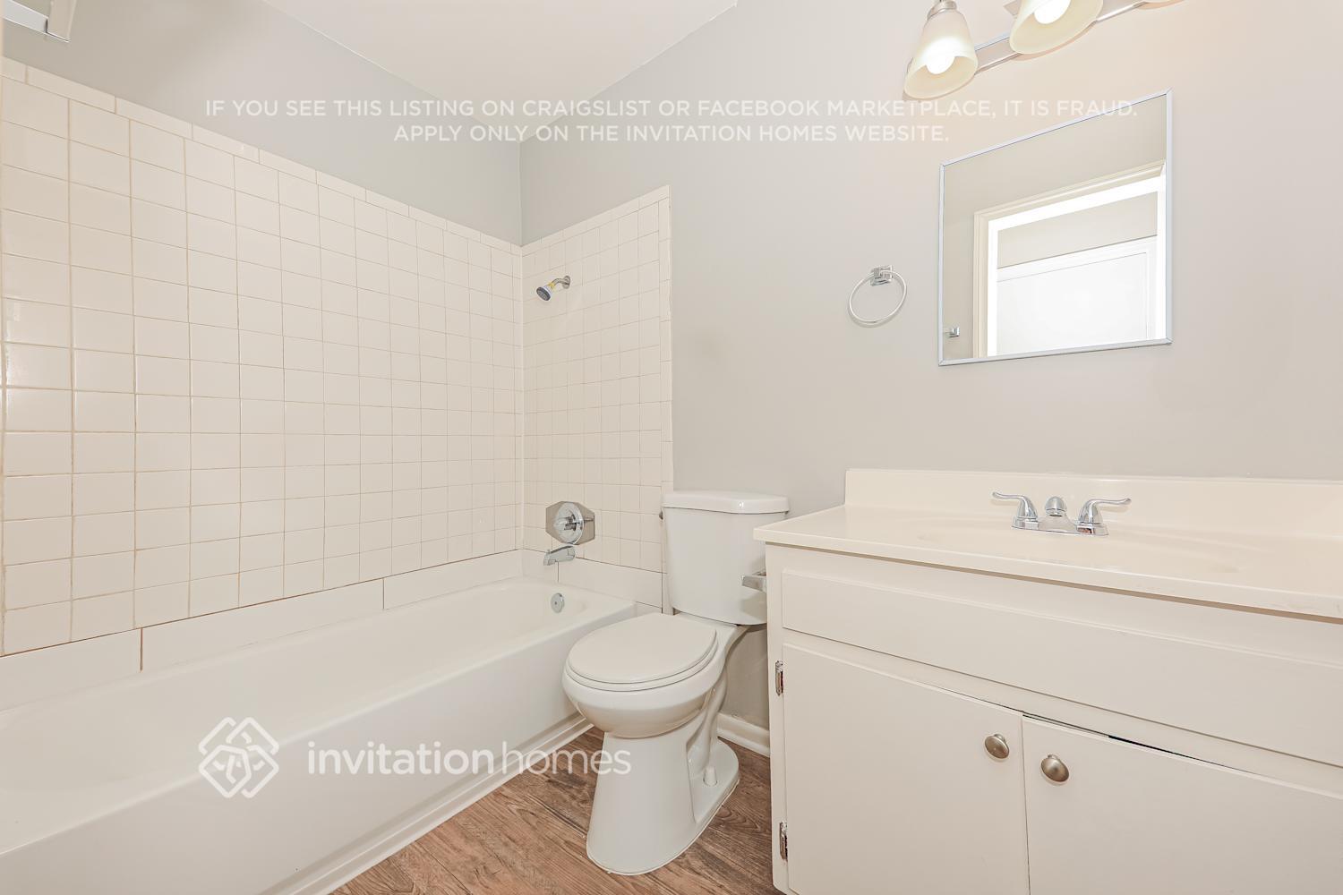 Building Photo - 3937 N Golden Ave