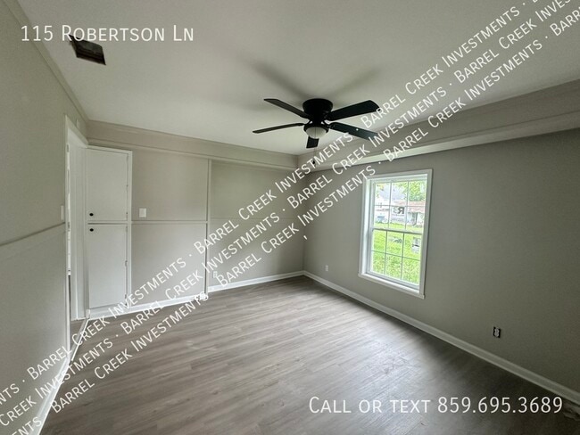 Building Photo - 115 Robertson Ln