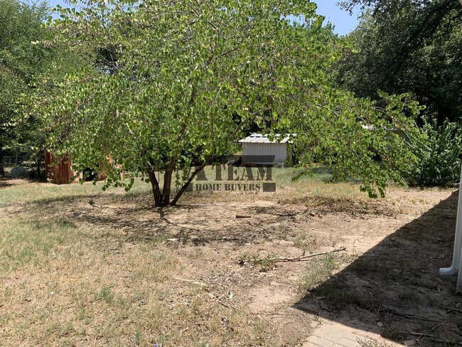 Building Photo - Remodeled 3 Bed 2 Bath Home!