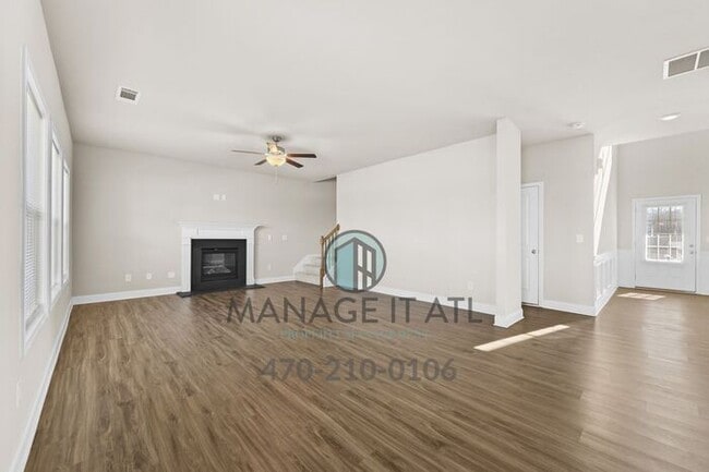 Building Photo - Charming 4-Bedroom Home in Tranquil Gaines...