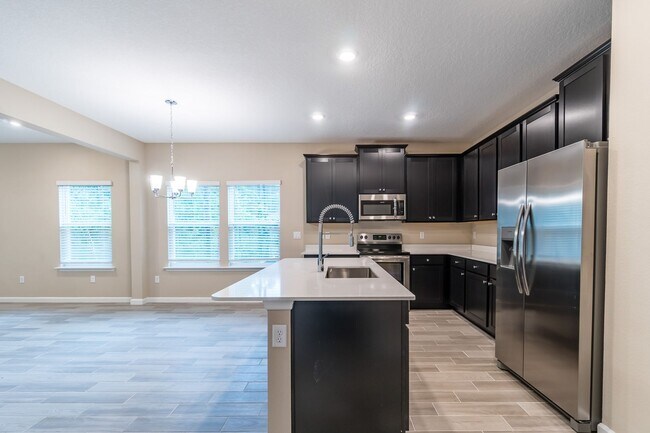Building Photo - 6343 Morning Blf Dr