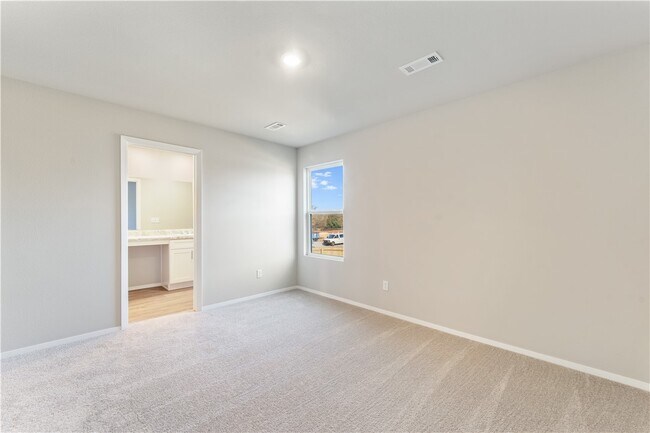 Building Photo - 6812 Memphis