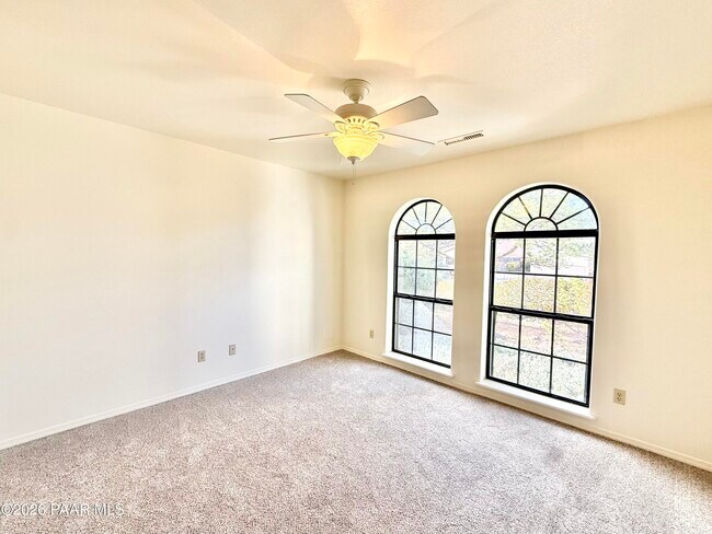 Building Photo - 352 Prescott Dr