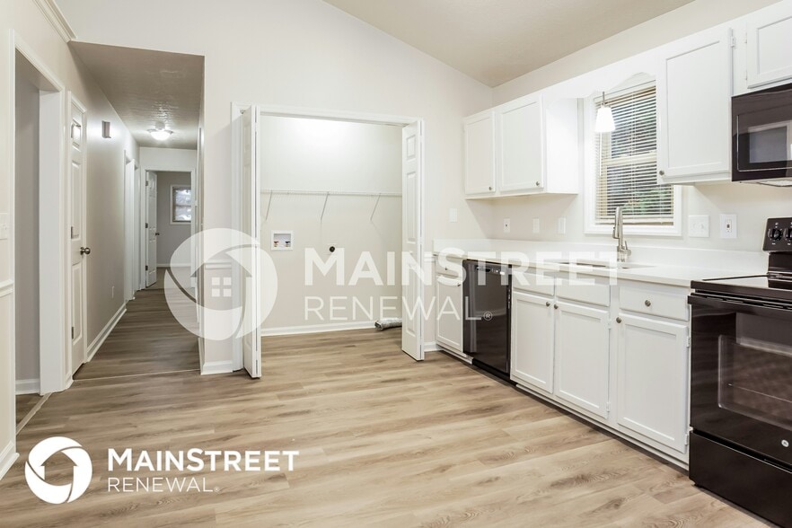 Building Photo - 4680 Murray Rd