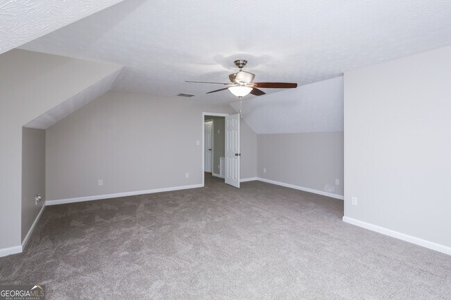 Building Photo - 6449 Laural Bend