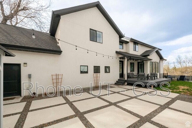 Building Photo - 52 N 400 W