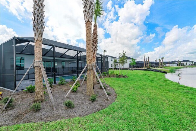 Building Photo - 15078 White Pearl Rd