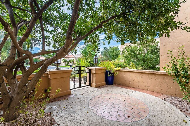 Building Photo - Your Arizona Retreat Awaits Your Arrival!