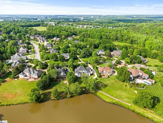 Building Photo - 312 Stonebrook Farm Way