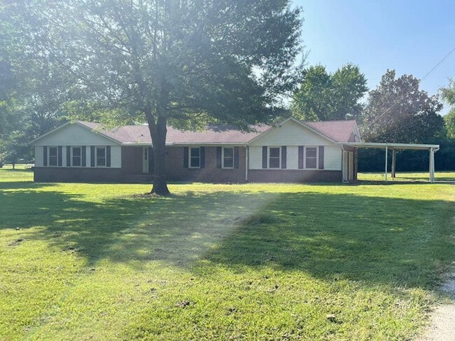 Primary Photo - 5845 Franklin Rd