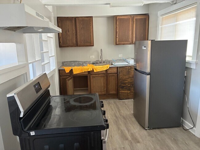 Building Photo - 203 W 154th St