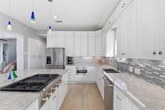 Building Photo - 71 Harbor Ln