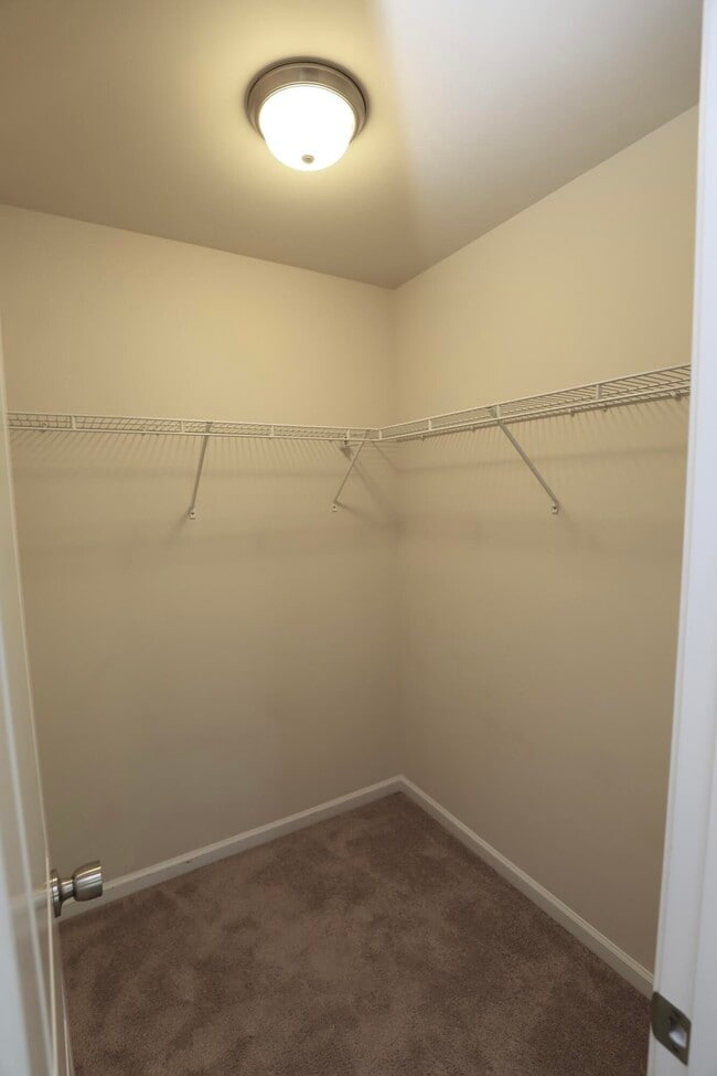 Building Photo - 1761 Nicholas Dr