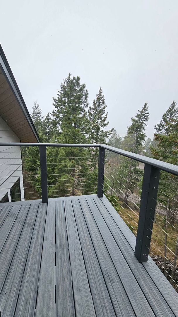 Building Photo - Fully furnished town home in Bigfork