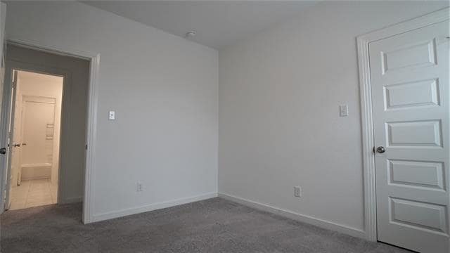 Building Photo - 2417 Doncaster Dr