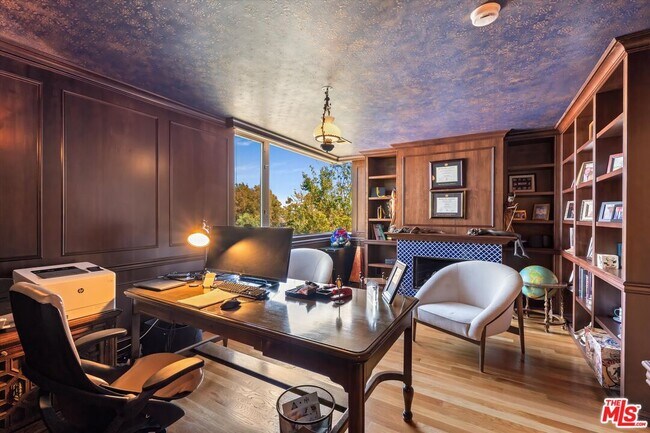 Building Photo - 8317 Delgany Ave