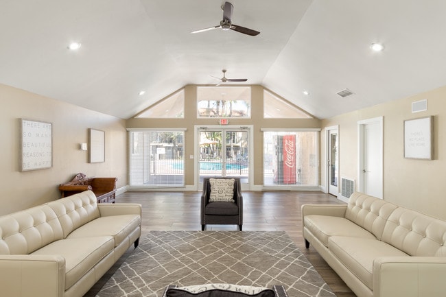 Clubhouse - Casa Grande