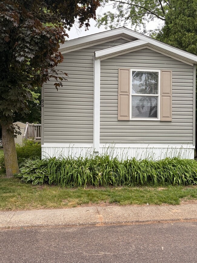 Building Photo - 96 Dunlap Cir
