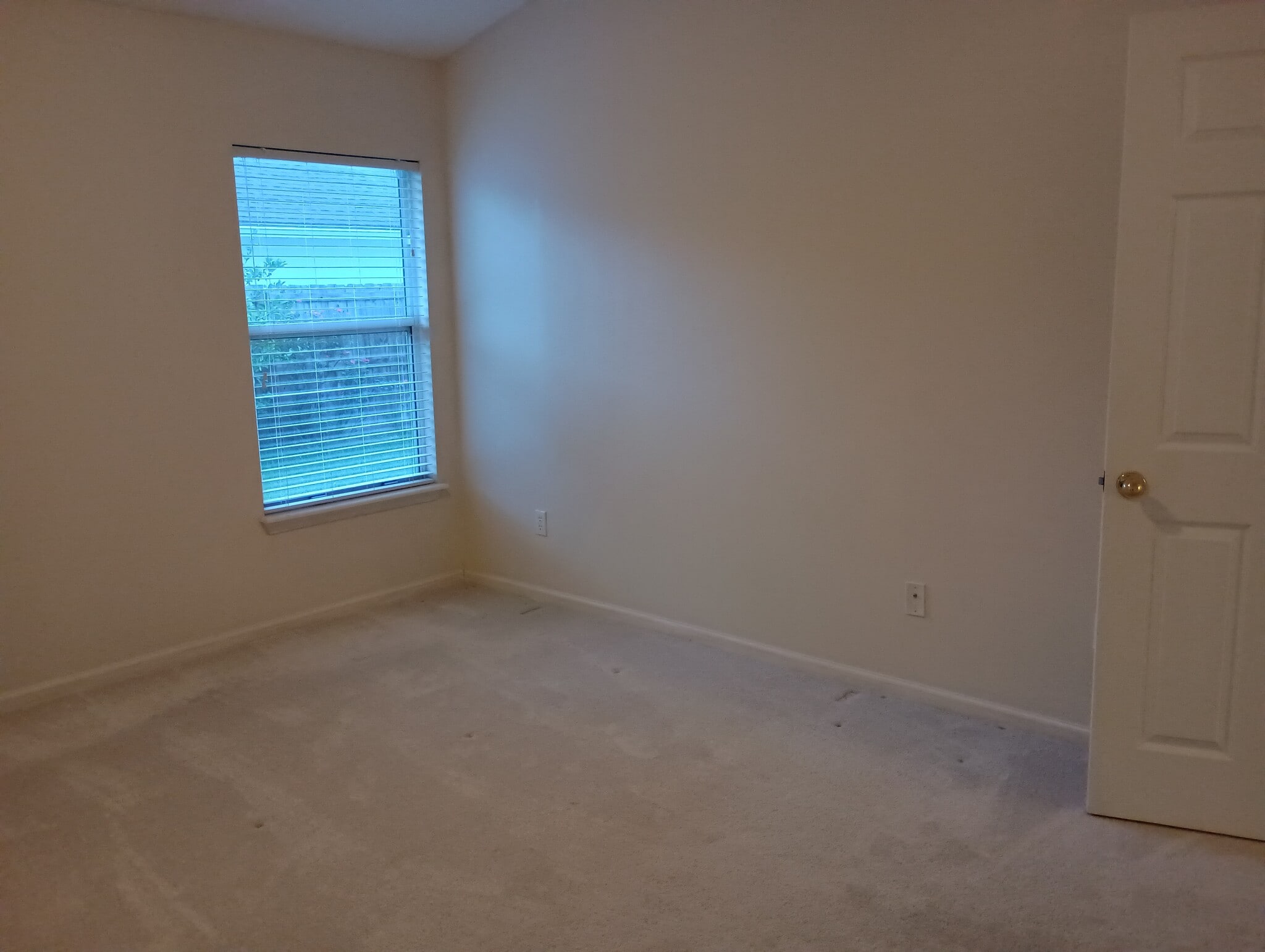 Building Photo - 1200 Woodchurch Ln