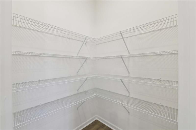 Building Photo - 64 Silverleaf Trl