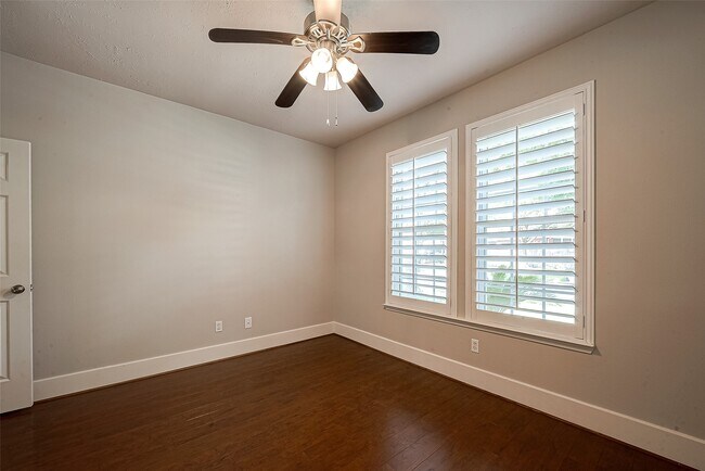 Building Photo - 11223 Switchgrass Ln