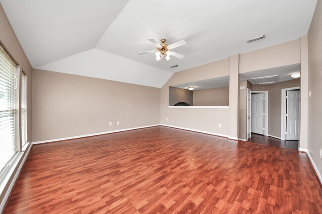 Building Photo - 1631 Mustang Crossing