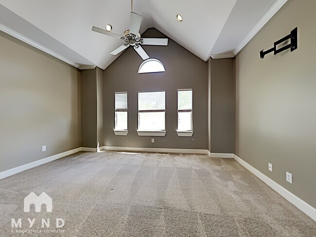 Building Photo - 5343 Kiam St