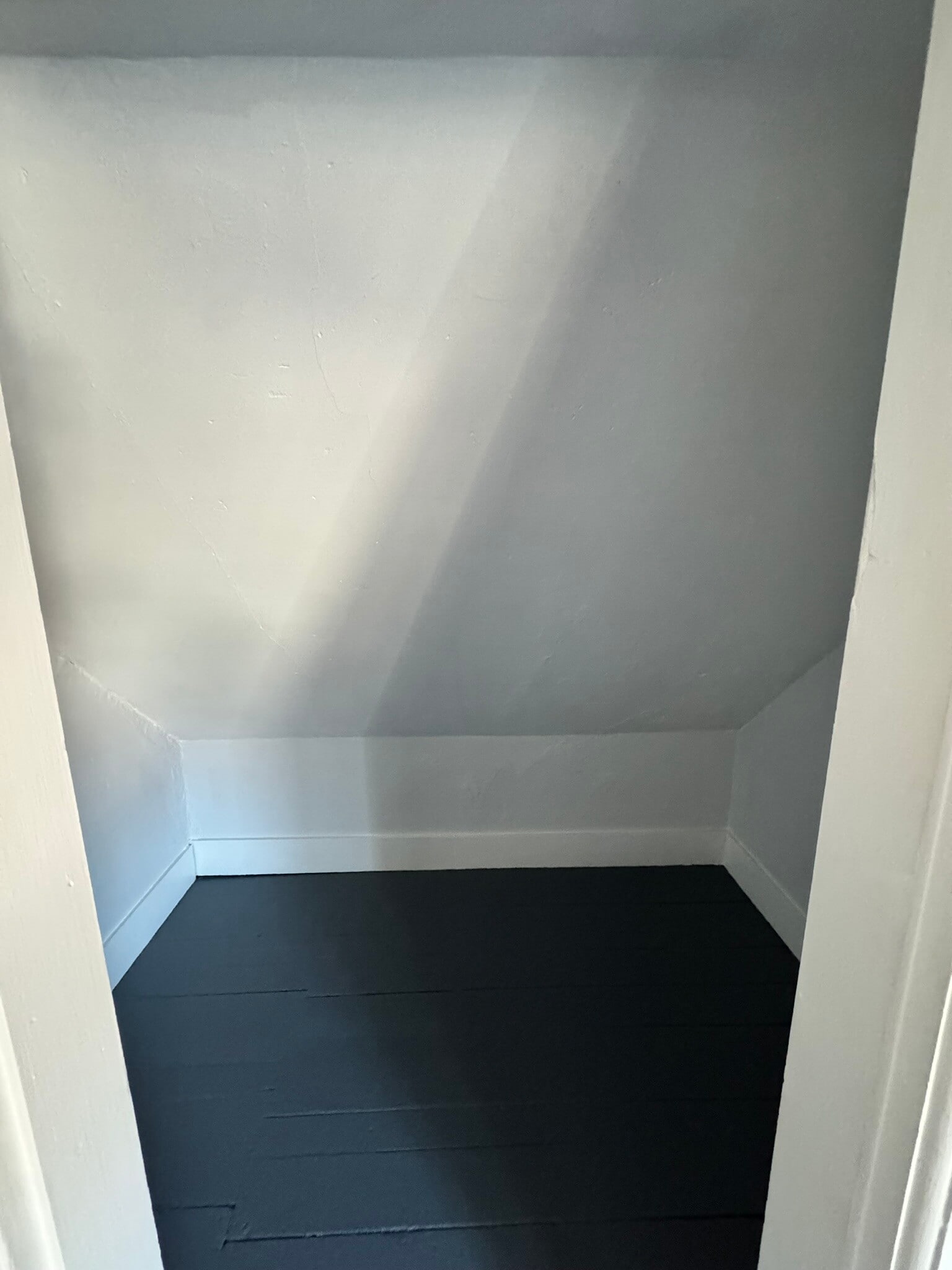 Building Photo - 96 Frost St