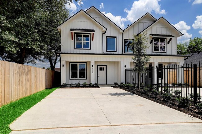 Primary Photo - 9306 E Avenue L