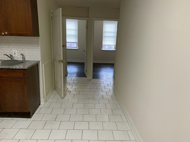 Building Photo - 2538 Amber St