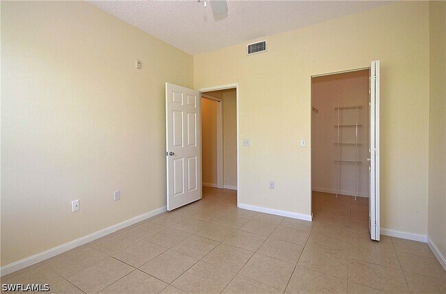 Building Photo - 1160 Reserve Way