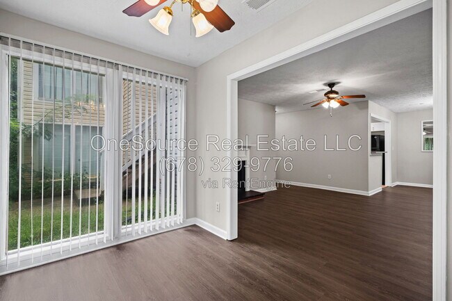 Building Photo - 1806 Augusta Dr