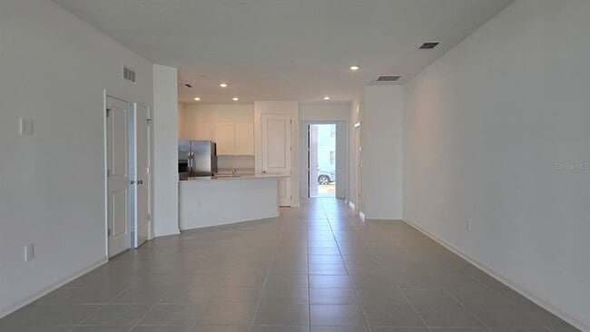 Building Photo - 4822 Katrina Dr