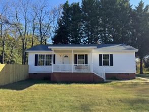 Building Photo - 220 Virginia Ave