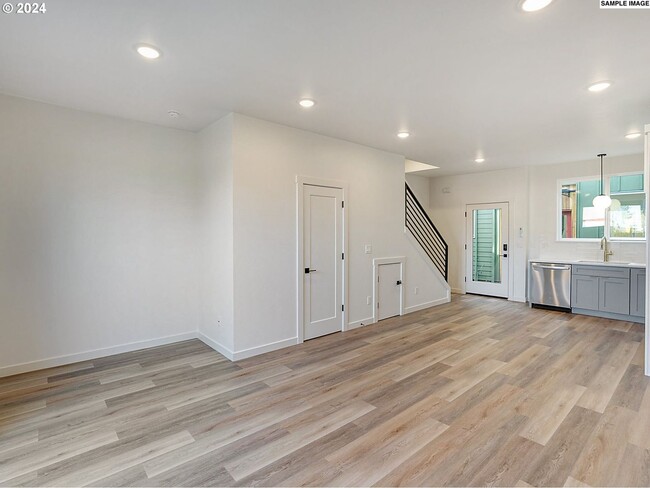 Building Photo - Inviting Home with Open Living & Stainless Steel Kitchen