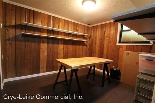 Building Photo - 4 br, 3 bath House - 10810 Carmichael Road