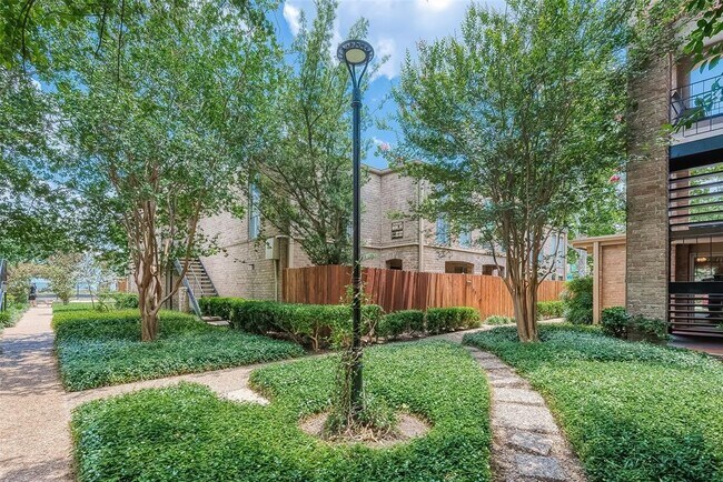 Building Photo - 4629 Wild Indigo St