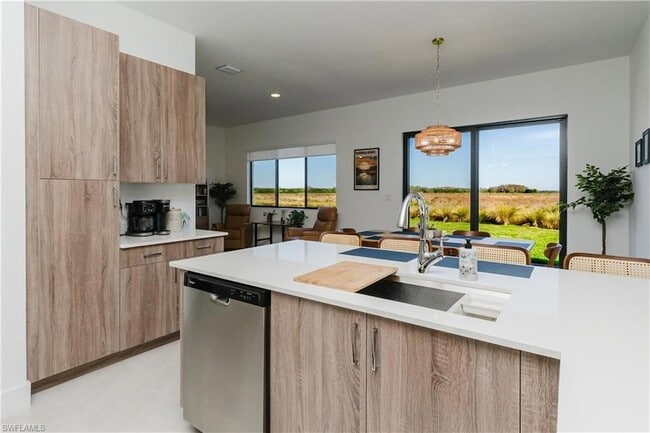 Building Photo - 5875 Cassidy Ln