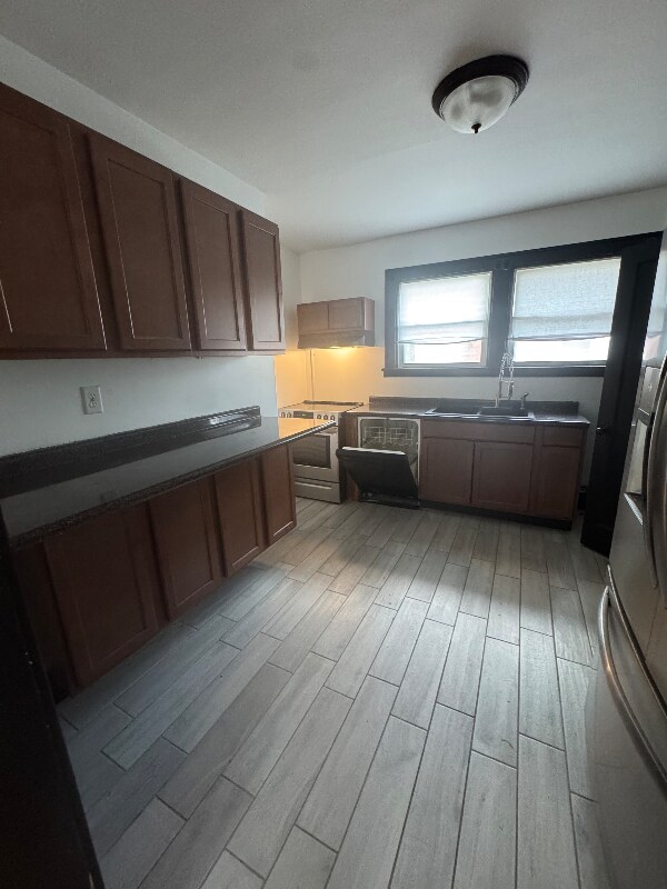 Building Photo - 1516 Carolina Ave