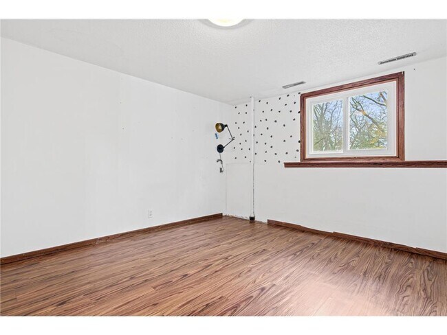 Building Photo - 8481 142nd St Ct