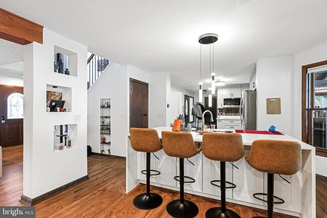 Building Photo - 761 Timberlake Dr